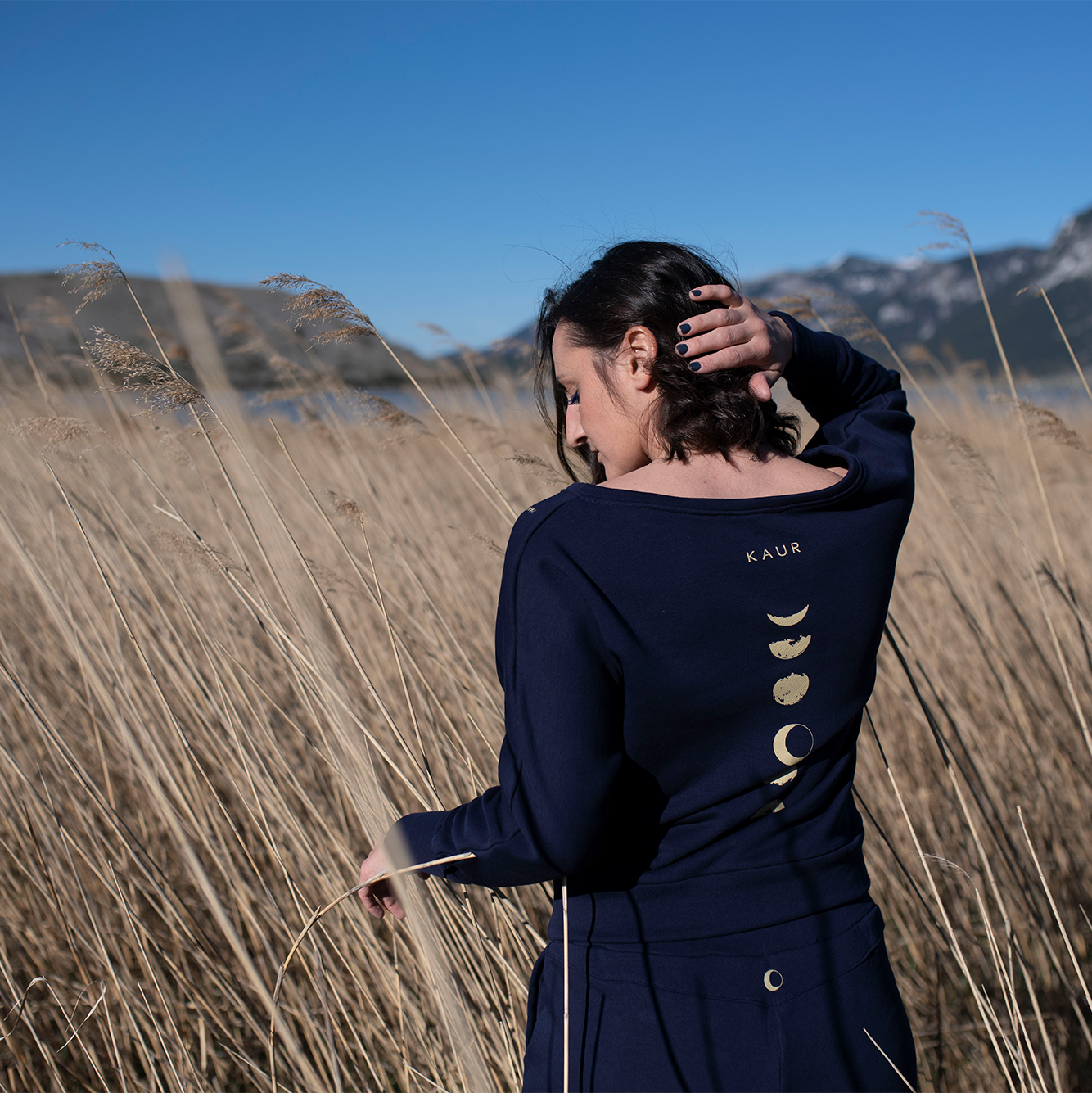 Daughters of the Moon - Sweatshirt and Jogger Set - Image 9