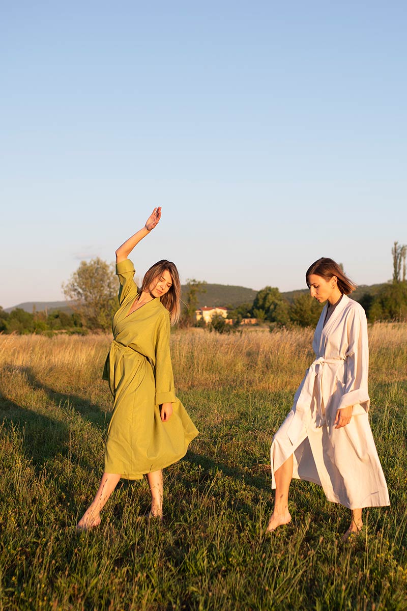 'Radiance from the heart' Green Linen Kimono - Image 5