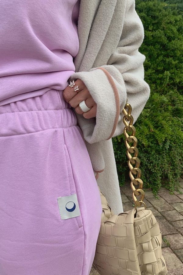 Fierce Sweatpants in Lilac