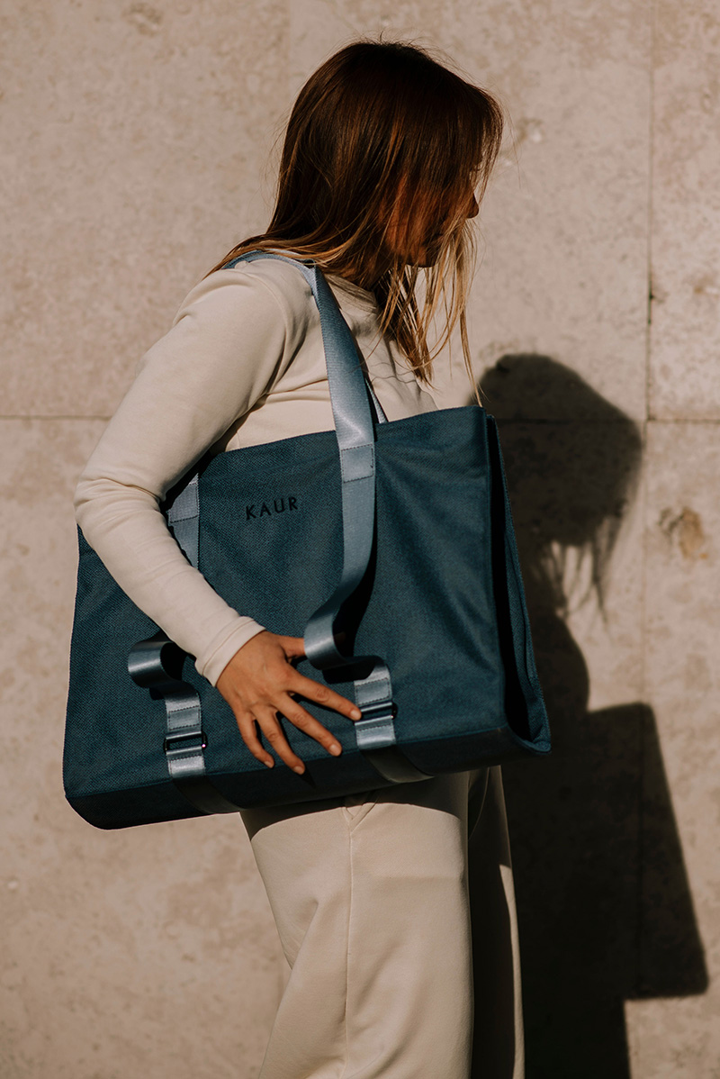 KAUR Yoga Bag in Blue - Image 5