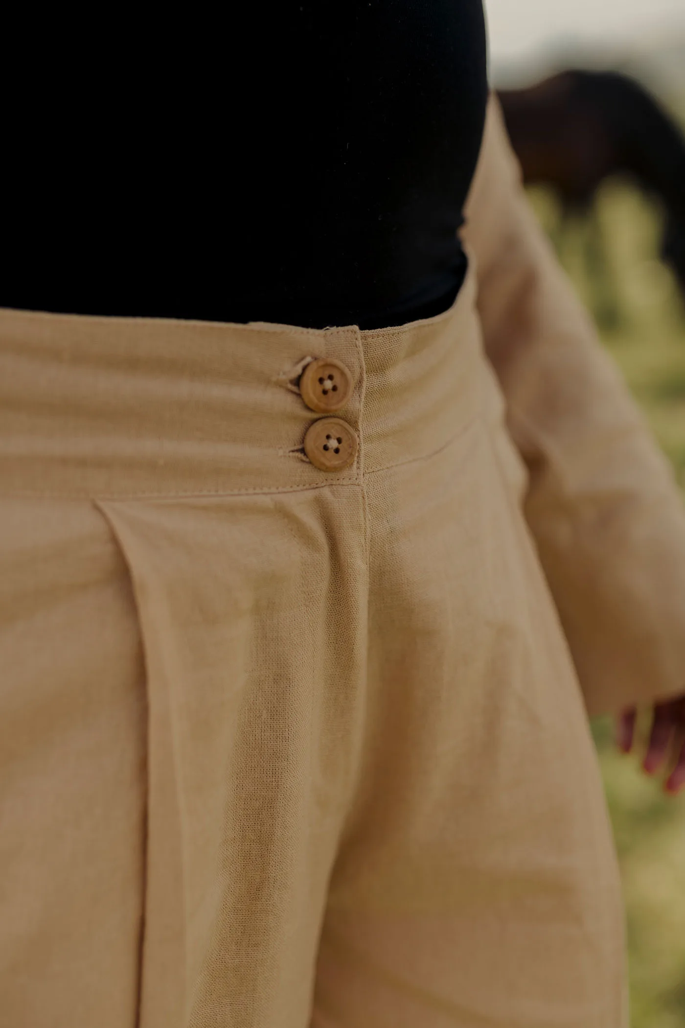 Sahara Sand Linen Trousers - Image 3