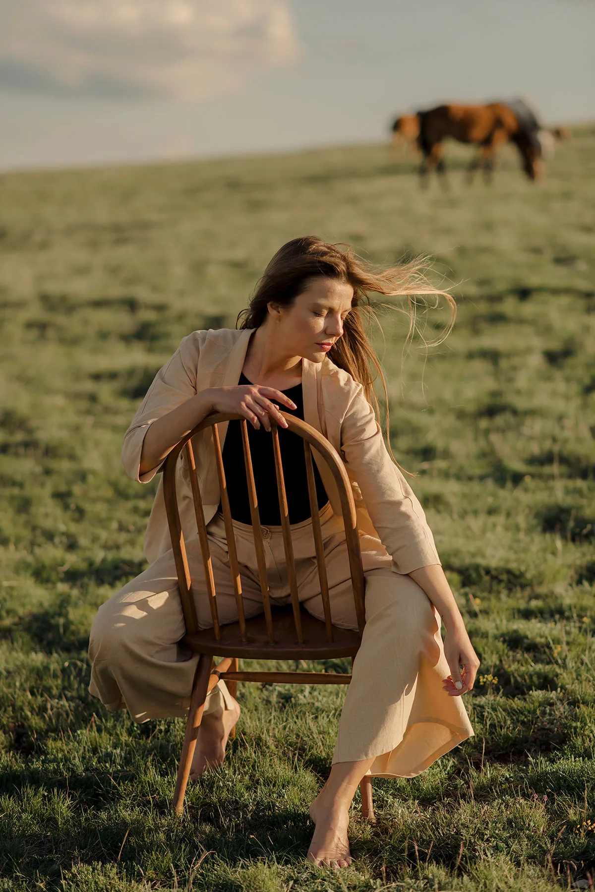 Sahara Sand Linen Trousers - Image 16